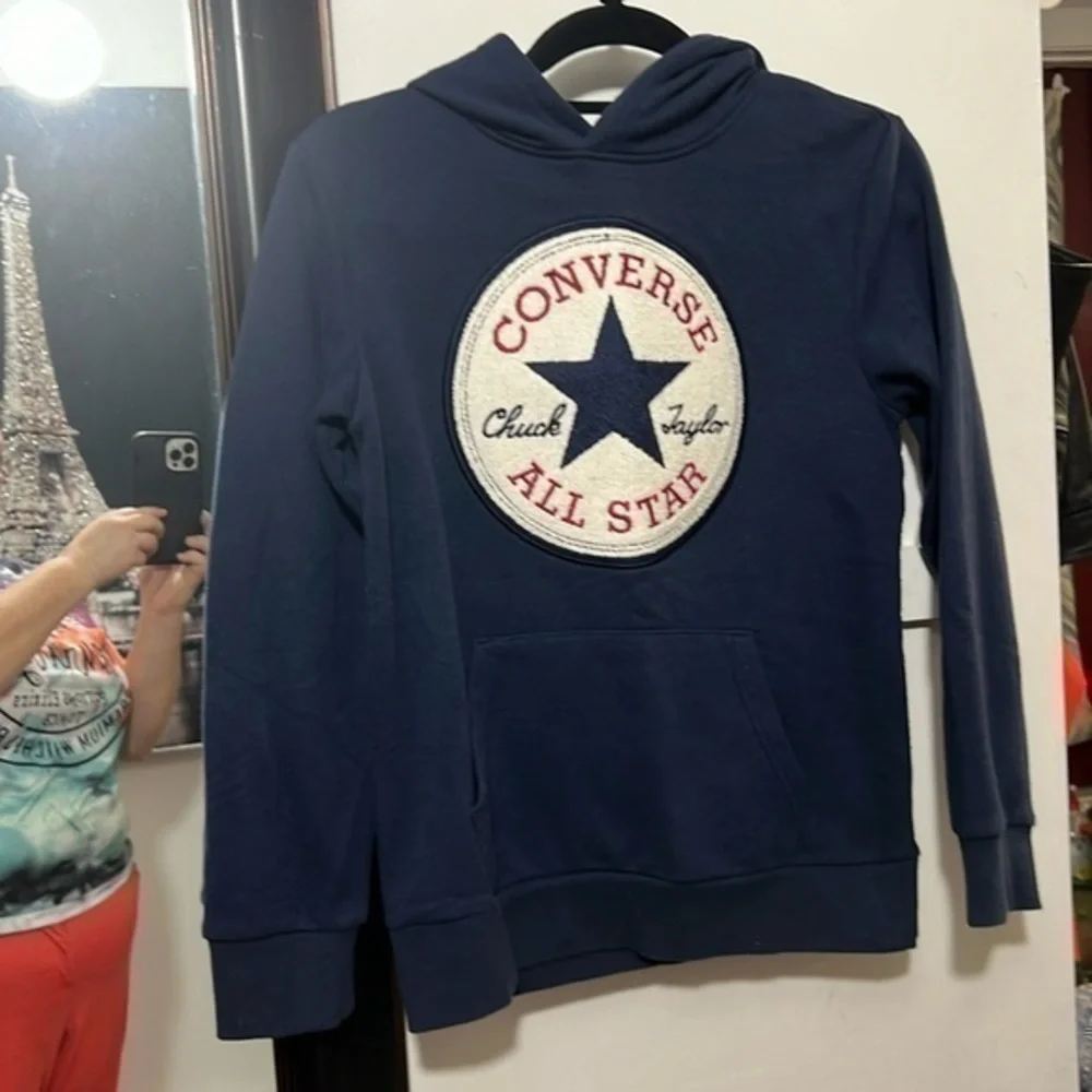 Converse all star Chuck Taylor blue pullover hoodie Youth size L 12-13 YRS